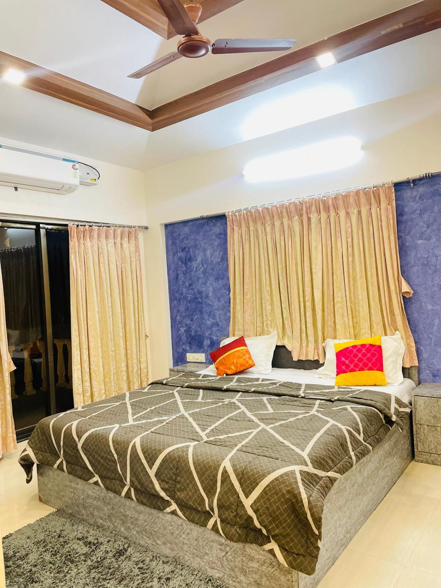 4Bhk Emaar Villa 罗纳瓦拉 外观 照片